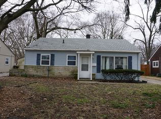 913 Crestwood Dr, Urbana, IL