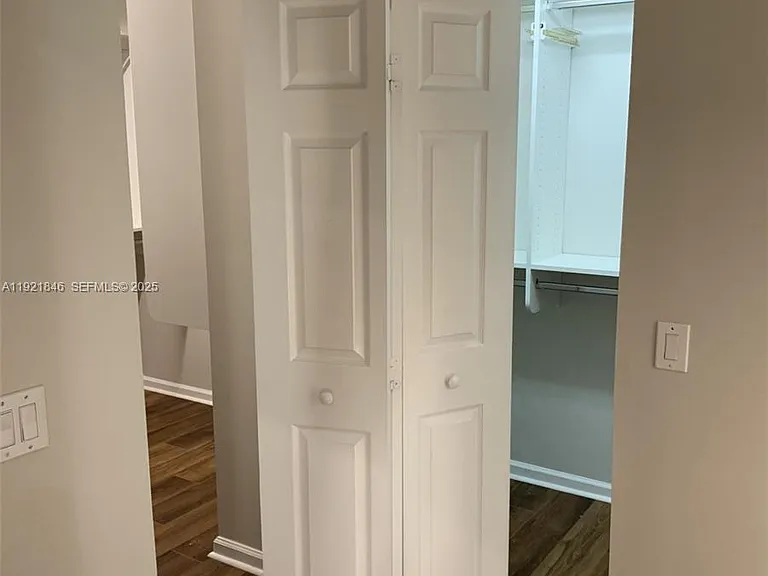 2518 Bay Pointe Ct — Photo 14