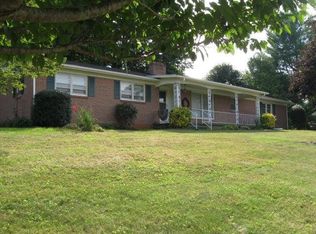 1133 Old Baywood Rd, Galax, VA 24333