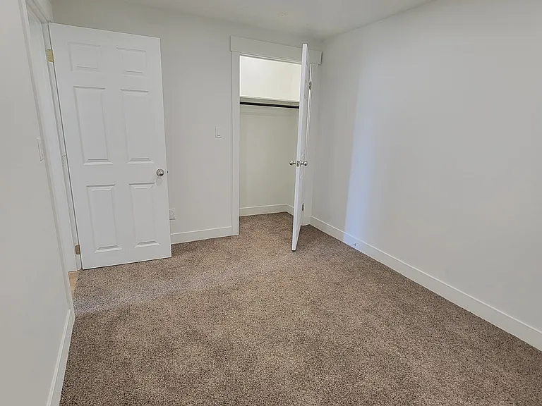 1754 California Ave — Photo 7