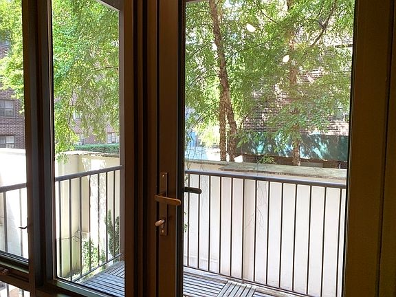 3rd image of 43 Avenue C APT 2A