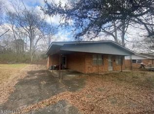 260 Price St, Magnolia, MS 39652