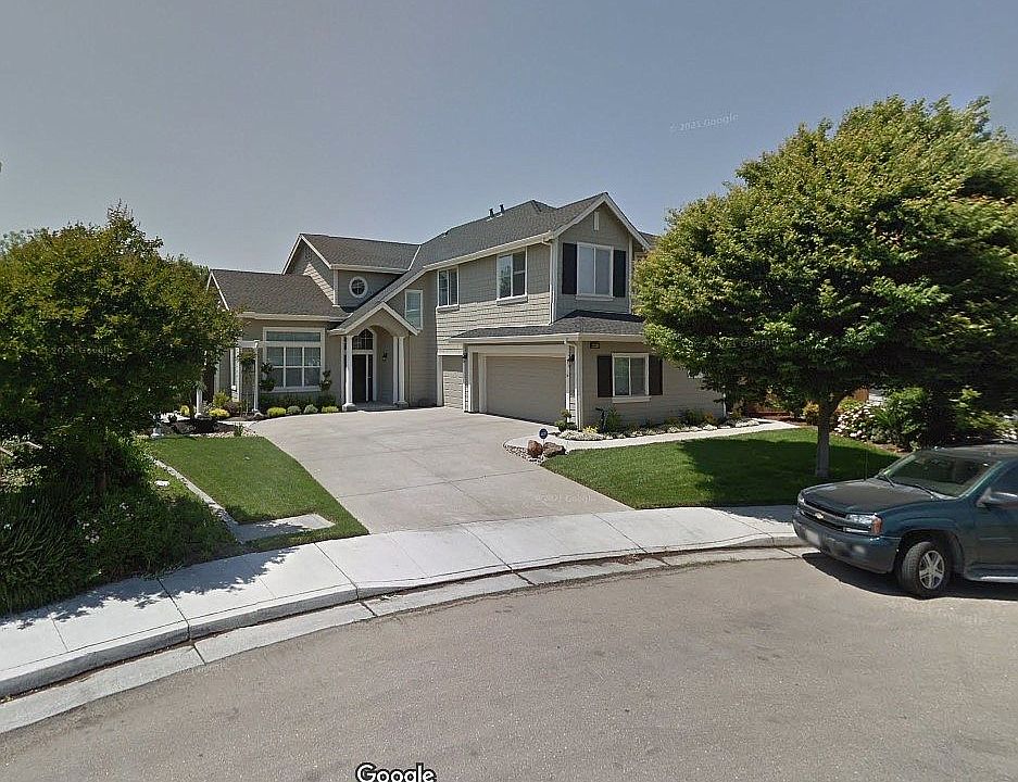 1st image of 2389 Garazi St