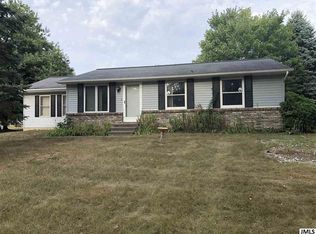 11495 Hayes Rd, Brooklyn, MI 49230