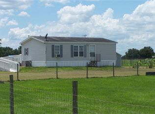 51 Meadow Way, Frostproof, FL 33843