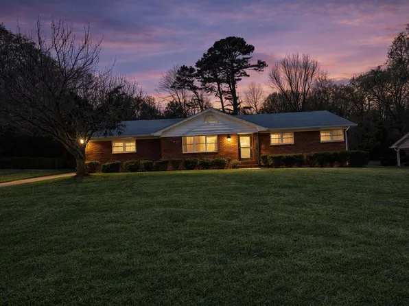 1623 Revlon Pl, Charlotte, NC 28212