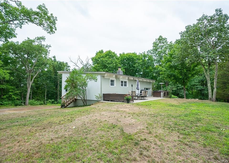 286 Oscawana Lake Road, Putnam Valley, NY 10579 Zillow