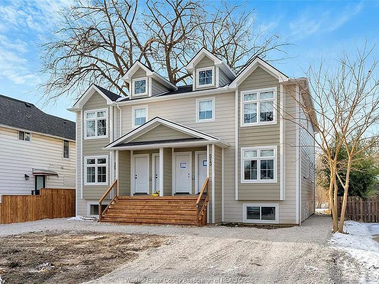 515 Caron Ave #2 — Photo 2