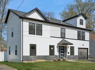 26 Hunterdon Rd, West Orange, NJ 07052
