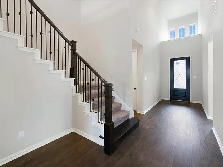 3457 Francisco Way — Photo 3