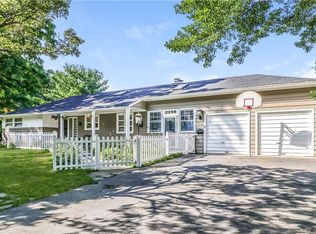 5 Arden Rd, Trumbull, CT 06611