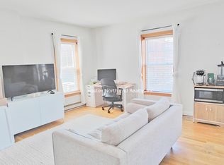 9 Prince St APT 4, Boston, MA 02113