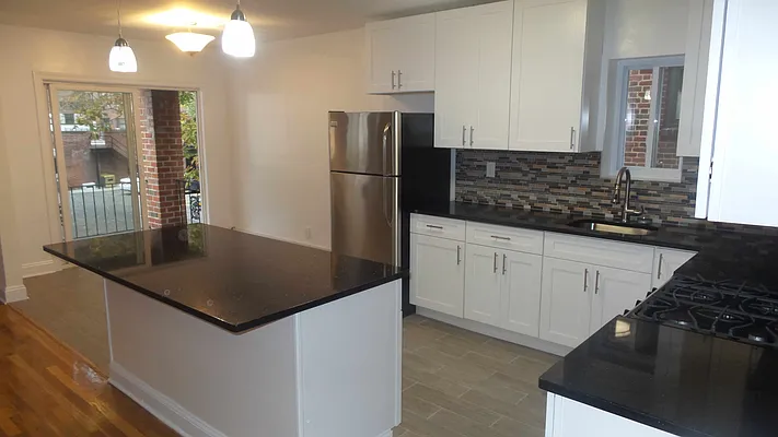Rented by Metro Garden Realty NYC | media 27