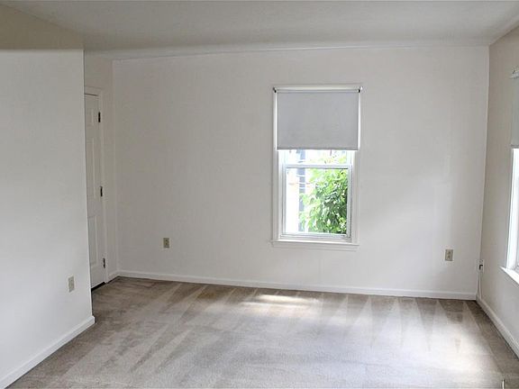 4th image of 69 E Central St APT 3