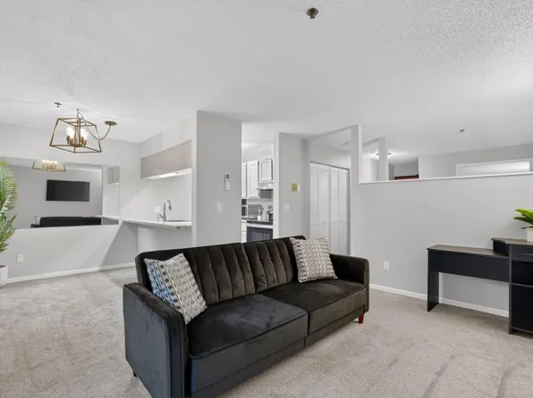 2170 Ridge Dr APT 14, Saint Louis Park, MN 55416