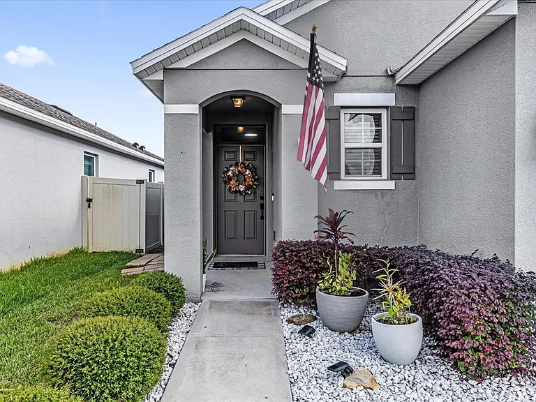 4570 Gadwall Dr — Photo 2