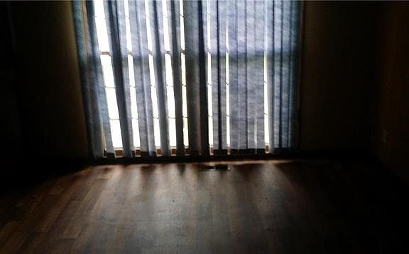 3rd image of 9721 Ditzler Ave