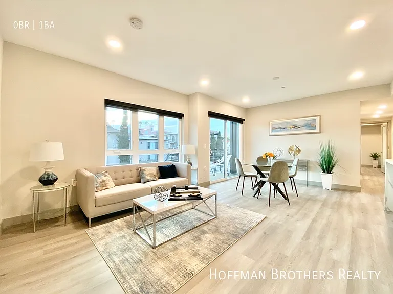 1534 Brockton Ave #410 — Photo 2