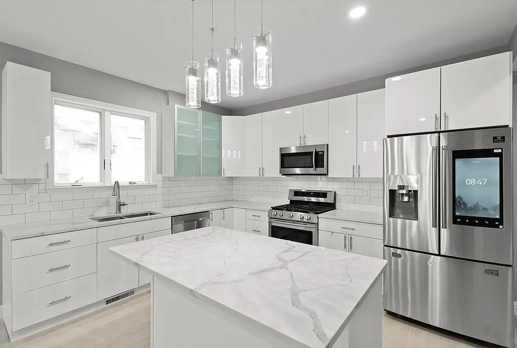 Building Photo - 118 Webster St #1