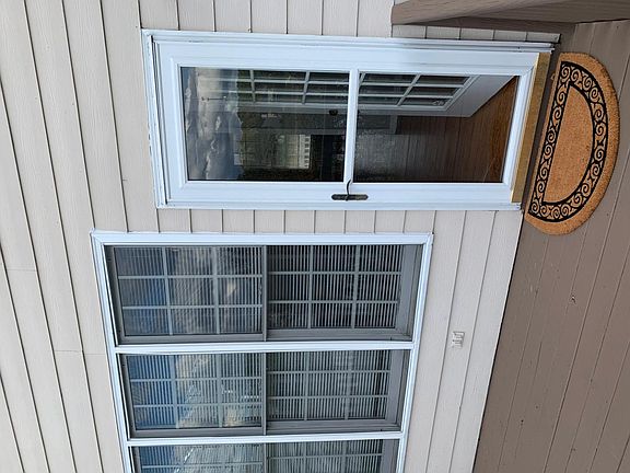 4th image of 1007 Southshore Pkwy