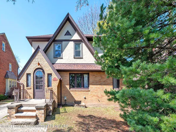 524 Everett Dr, Lansing, MI 48915