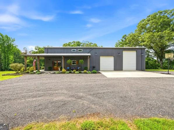 76 Avery Rd, Roopville, GA 30170