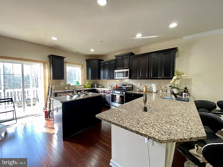 7014 Foxton Way — Photo 17