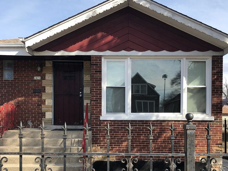 1st image of 7421 S Claremont Ave