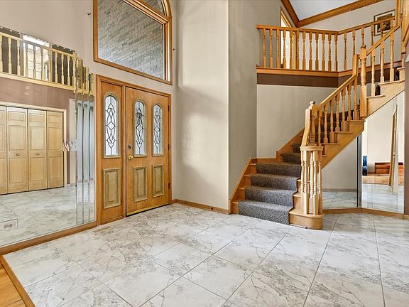 4th image of 193 Rosedale Ct