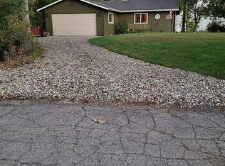 438 Swains Lake Dr, Concord, MI 49237