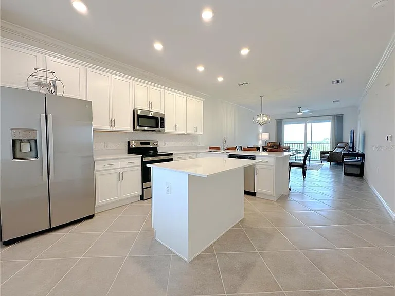 14121 Heritage Landing Blvd #743 — Photo 3