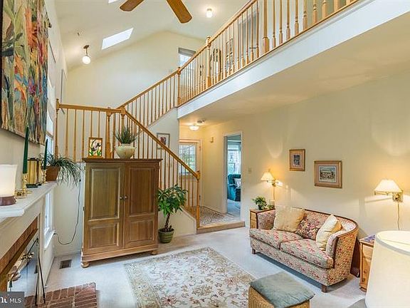 4th image of 3084 Fennegan Ct