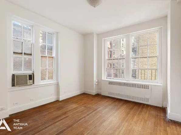 45 East 66th Street 4N image 1 of 9