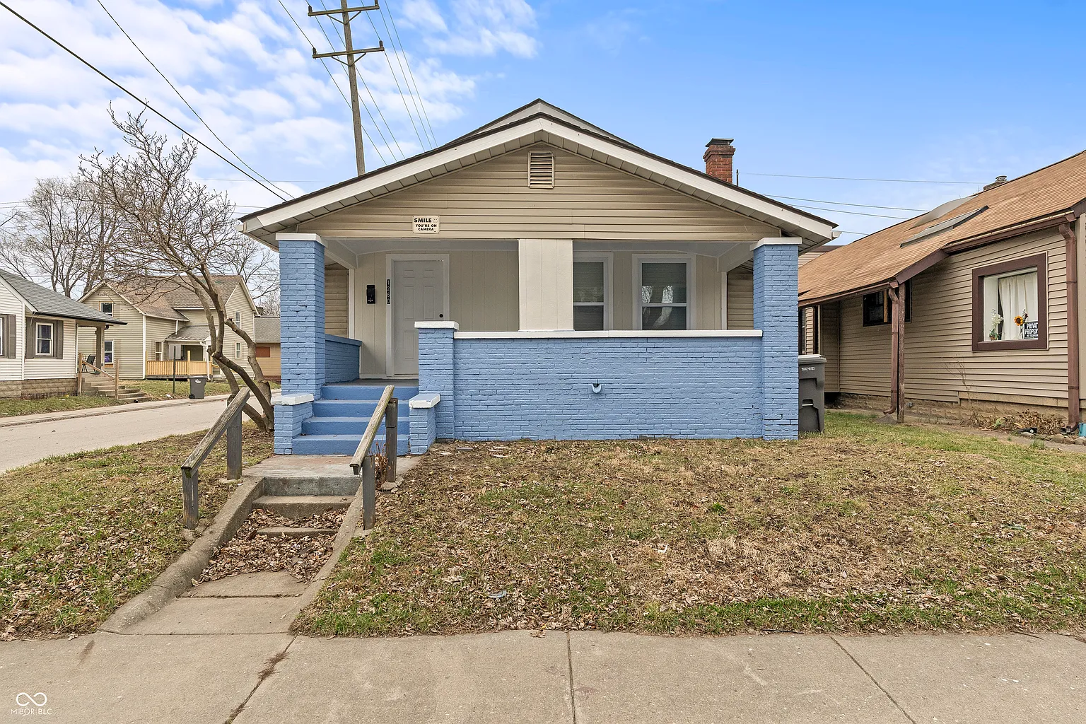 1260 Hiatt St photo 1