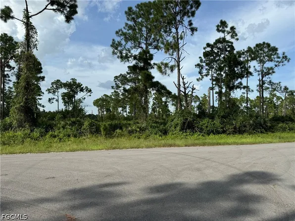 1026 Nimitz Blvd, Lehigh Acres, FL 33974