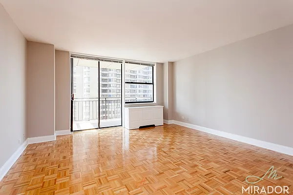 Rented by Mirador Real Estate | media 5