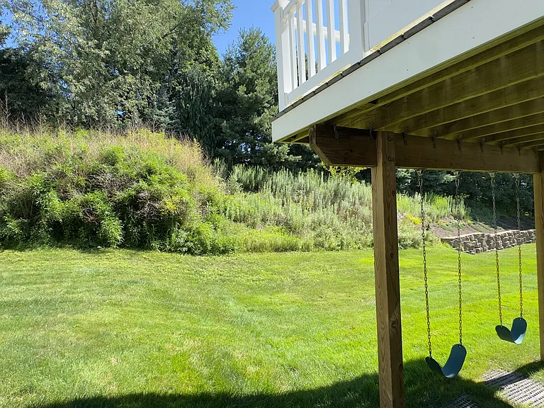 106 Village Ct — Photo 27