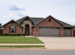 1221 Chattie Dr, Centerton, AR 72719