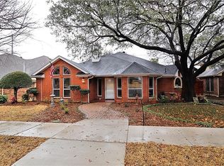 2065 Camelot Dr, Lewisville, TX 75067