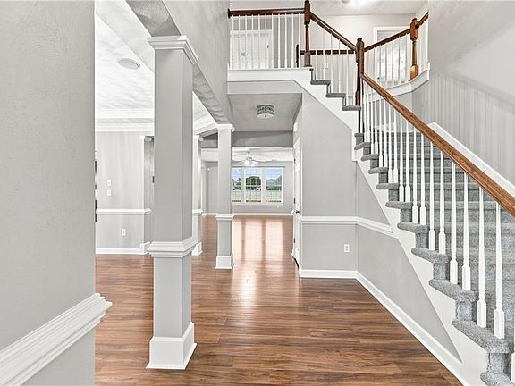 4th image of 3204 Hearring Way