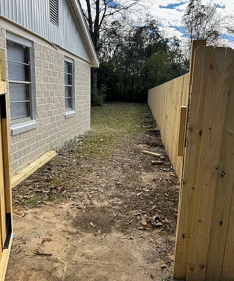 209 Carver St — Photo 20