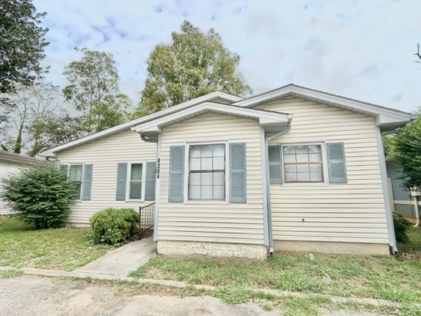 Move-In Special $350.00 off your 1st months rent! — Photo 2