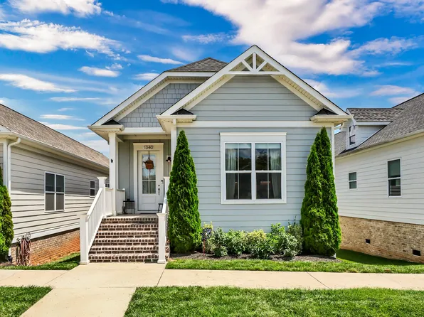 1340 Hicks Edgen Rd, Pleasant View, TN 37146