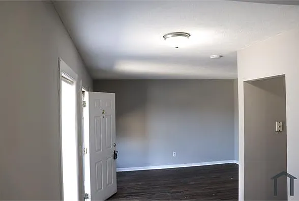 3404 Shagbark Rd — Photo 10