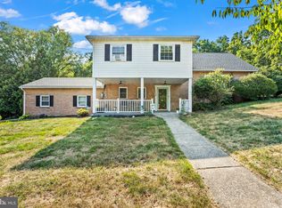 1134 Countryside Dr, Harrisburg, PA 17110