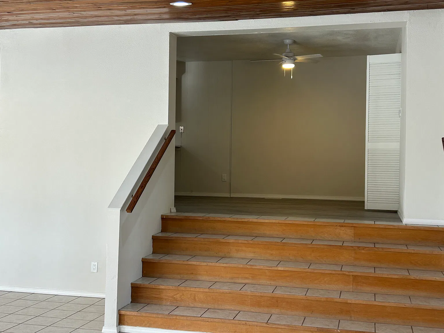 3 bed, 2200 sqft, $2,800 — Photo 4