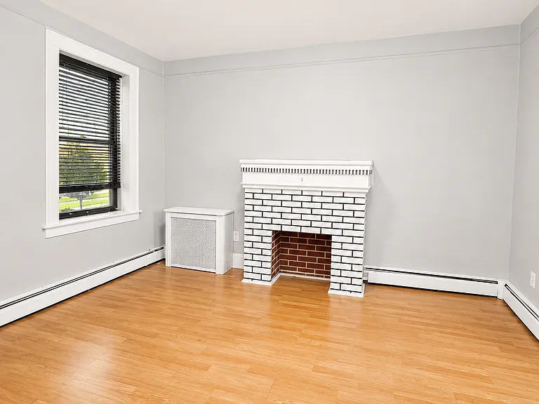 115 Grafton Ave #3 — Photo 7