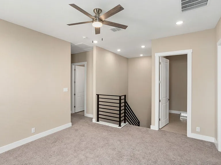 11831 Zarkava Way — Photo 14