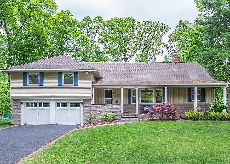 1st image of 52 West Dr