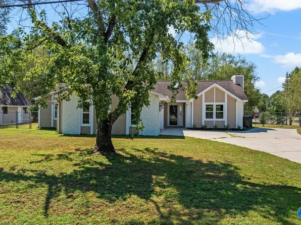 106 Oxford Dr, Meridianville, AL 35759